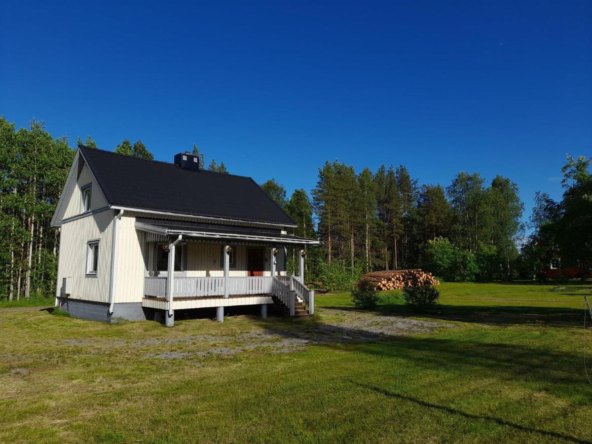 House Next Door The Arctic Circle Villa Överkalix Exteriör bild